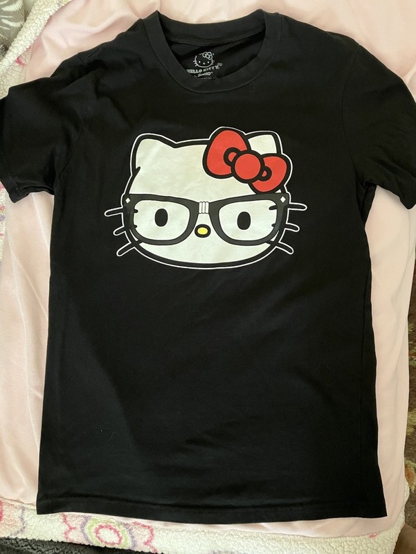 Hello Kitty Sanrio Nerdy Glasses T Shirt. Adult Size Small