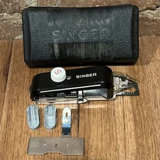 Singer Buttonholer Model 160506
