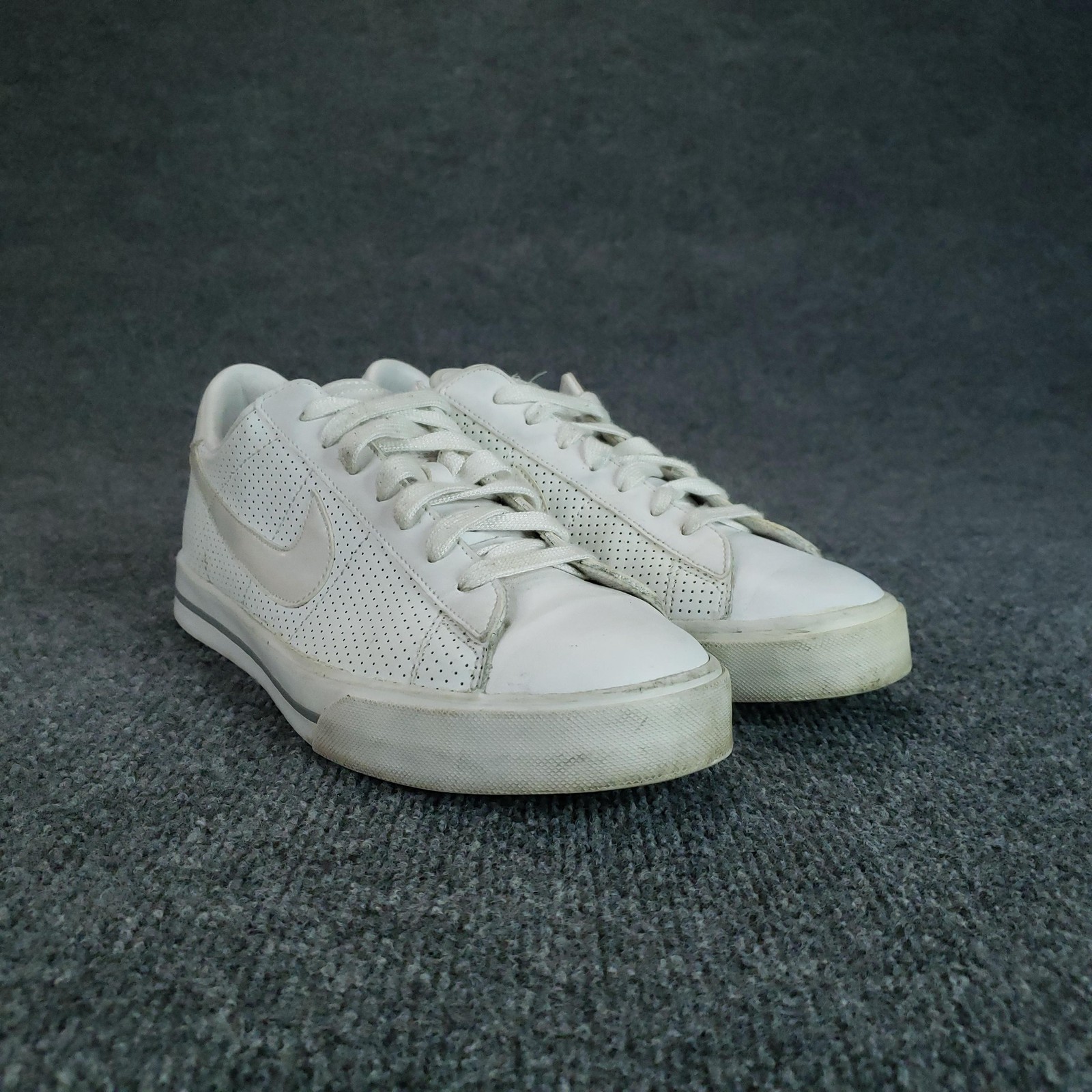 Nike Sweet Classic Shoes Womens Size 10 White Casual Sneakers 354496-111 thumbnail 14