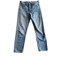 Aritzia Denim Forum Women  s Light Blue The Ex Boyfriend Jeans Size 27