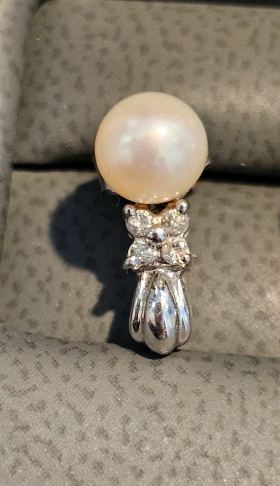 Vintage 10K Gold Diamond & Pearl Earrings Rare Style $600 Value Next Day Ship - Image 2 of 4