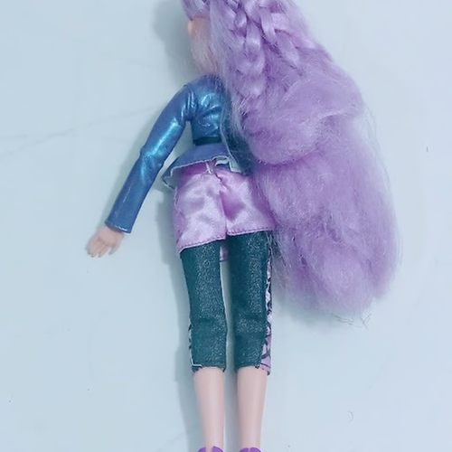 Bratzillaz House of Witches “Yasmina Clairvoya” Doll Purple Hair - Bild 6 von 6
