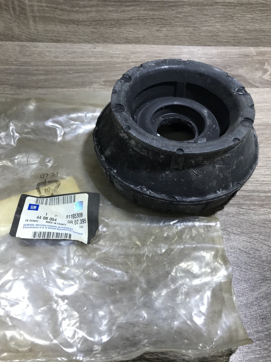 New Genuine OE GM Strut Mounting Suspension Support Left Right 