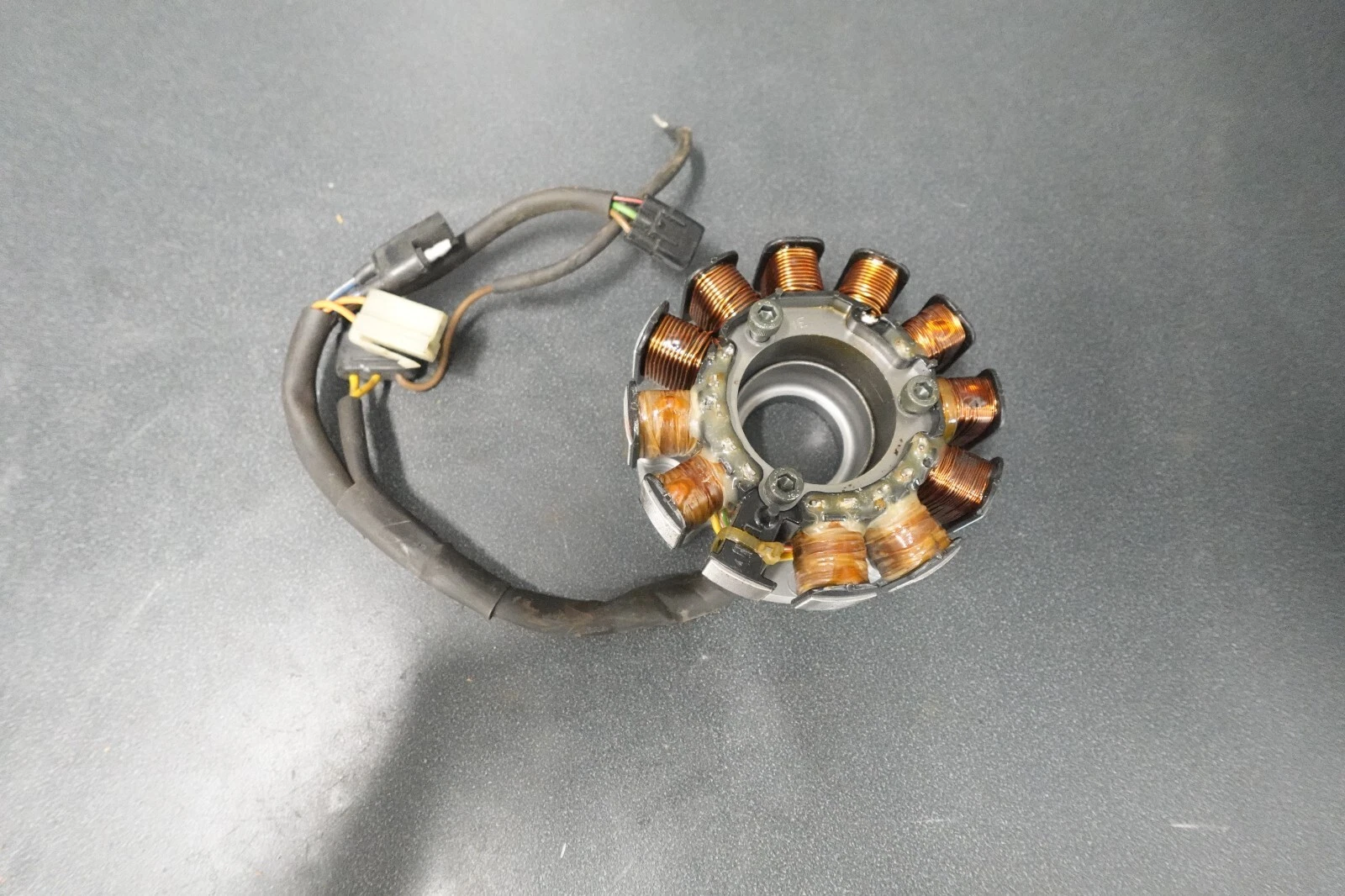 2002-2005 Pantera ZL ZR 600 EFI Arctic Cat OEM Generator Magneto Stator Ass'y