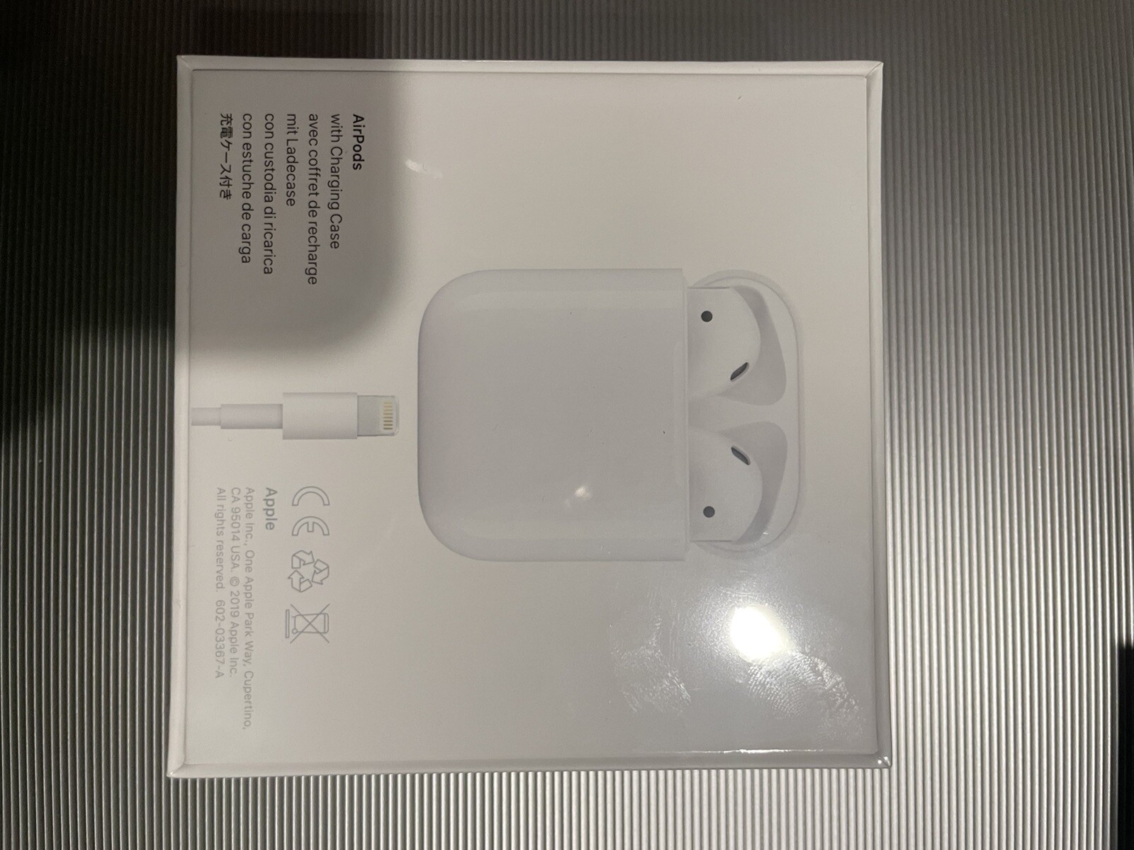 Apple AirPods 2a generazione con Custodia di Ricarica - Bianche | Acquisti  Online su eBay