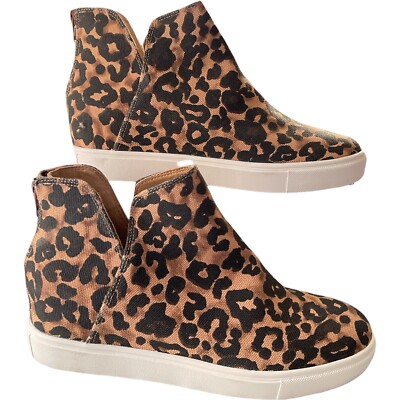 Women's Sneakers 10M STEVE MADDEN Claud Wedge Leopard - Main Image