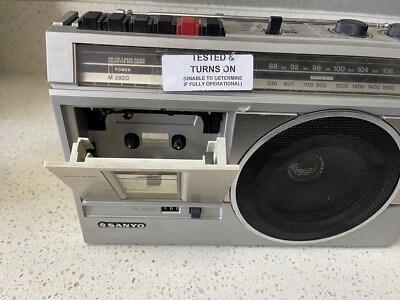 Sanyo Cassette Radio Model M2820 Works With Batteries And Cord