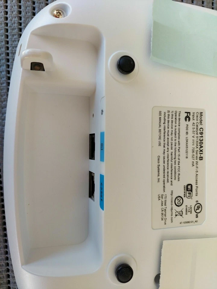 Punto de acceso inalámbrico Cisco Catalyst C9130AXI-B 9130AXI - Antena interna B Foto 2 de 4