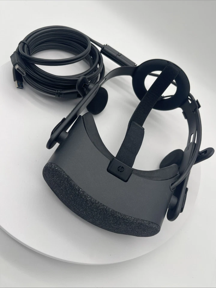 Auriculares de realidad virtual HP Reverb VR1000 con controladores y cable 2 en 1 Foto 3 de 4