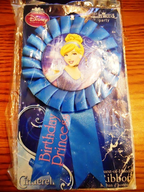 Disney Princess Cinderella Guest of Honor Award Ribbon Birthday Party button Pin