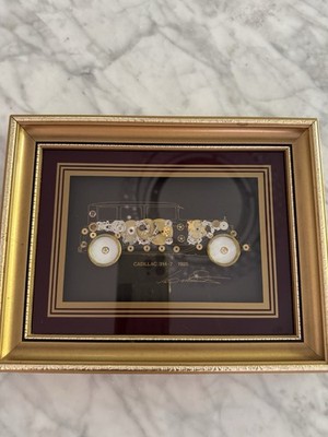 Ken Broadbent   Cadillac 314-7 1925  Signierte Uhrwerk-Collage -Vintage Wandbild