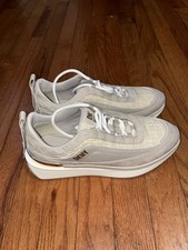 Women  s fashion platform sneakers from DKNY Donna Karan New York Size 8