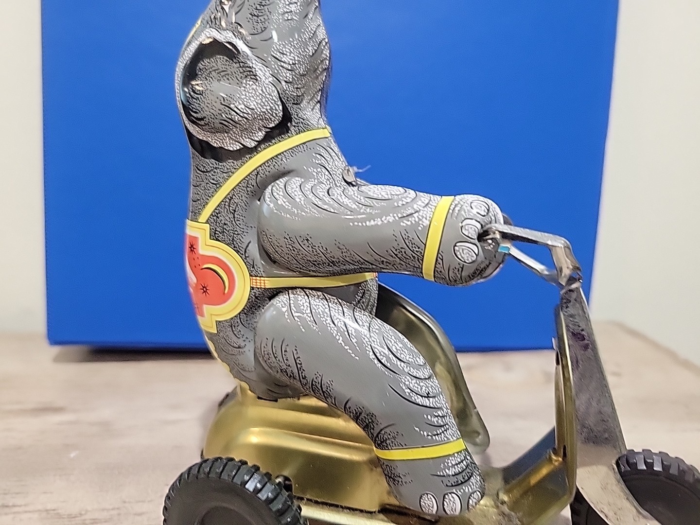 Vintage Wind Up Circus Elephant Riding Tricycle Missing Ball WIND UP WORKS