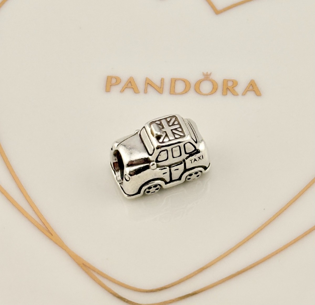 New 100% Genuine Authentic Pandora Silver Taxi Travel Car Charm