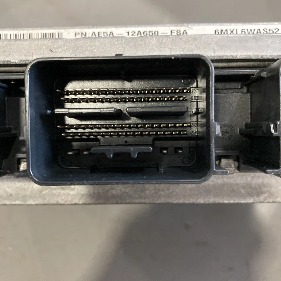 Ford Fusion 2012 3,0 L ECU/ECM AE5A-12A650-FSA Foto 3 de 4