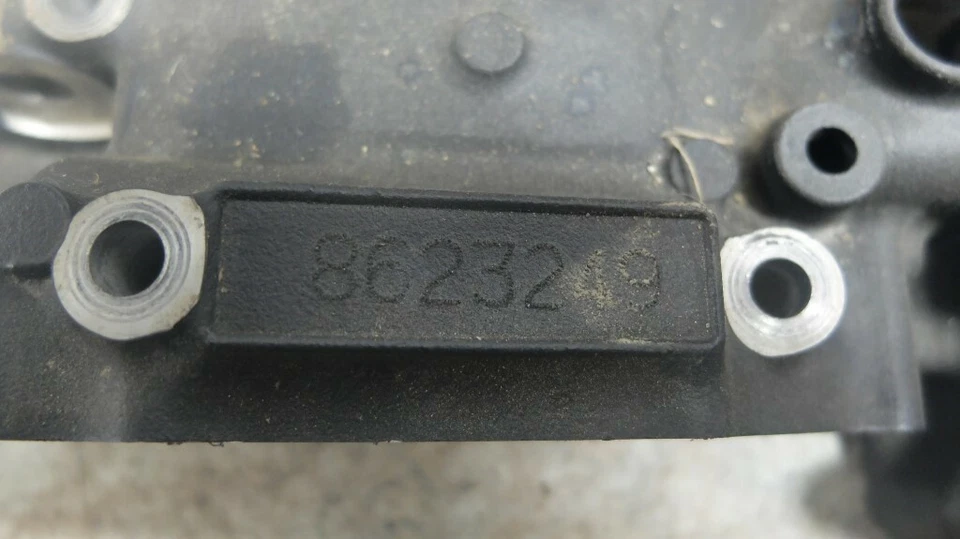 Bloque de caja de manivela de motor superior 14 Triumph Bonneville America 790 800  Foto 4 de 4