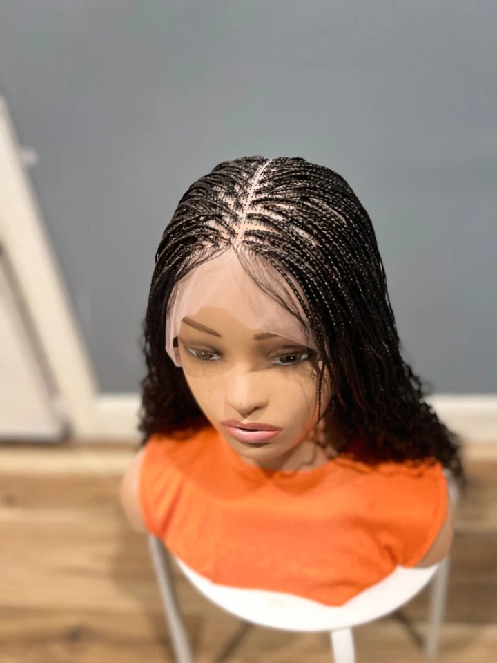 Peluca trenzada: hermosa peluca trenzada hecha a mano, onda de agua hecha en una peluca de encaje completa. Foto 4 de 4