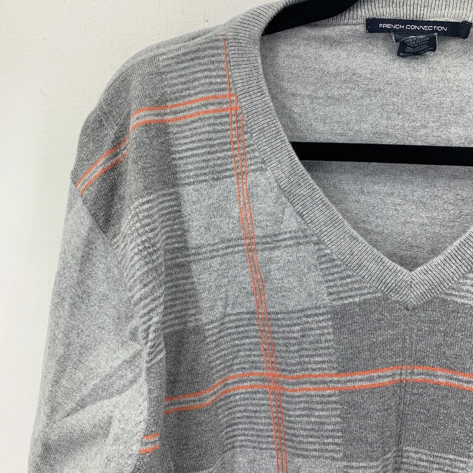 Suéter Pullover French Connection Grande Cuello en V Preppy Capa de Negocios Gris a Cuadros Foto 4 de 4