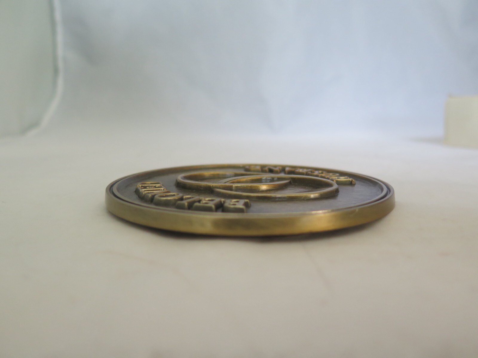 Batesville LifeStories Medallions Bronze Casket Magnet - Beloved Husband - b10