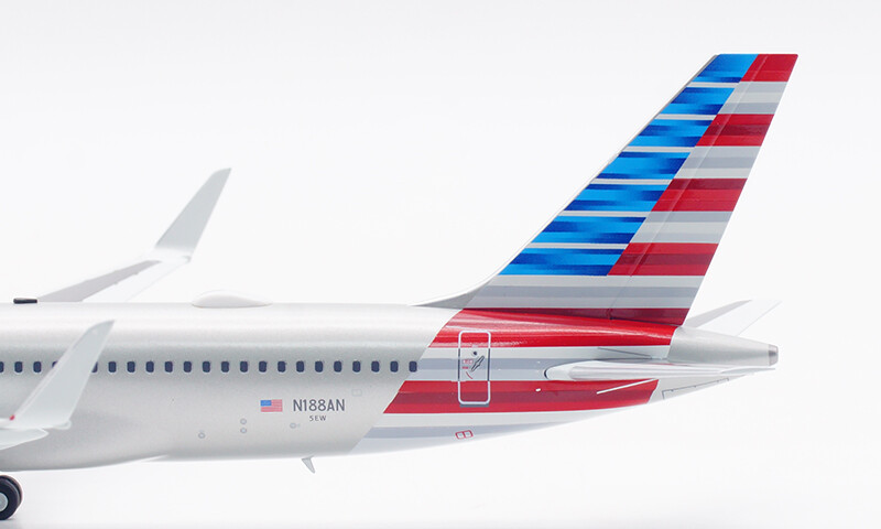 1:200 InFlight American BOEING 757-200 Passenger Airplane Diecast