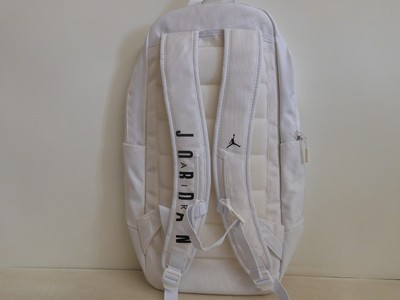 nike air backpack white Jordan Regal Air (One Size, White) The Nike Varsity Elite Backpack is not just a bag New Nike Air Jordan Big