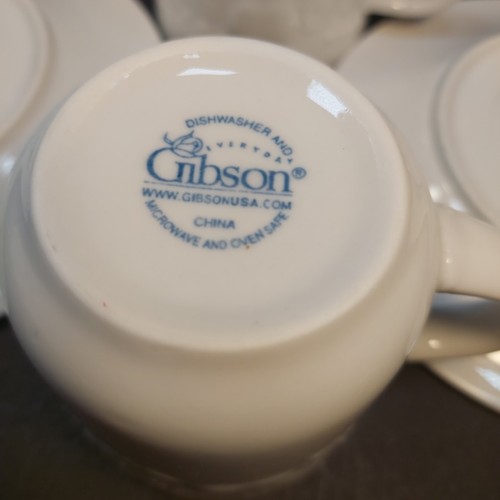 Gibson Everyday White Coffee Tea Cups Raised Vineyard Grapes Fruit 2 Set Saucers - Picture 10 of 12