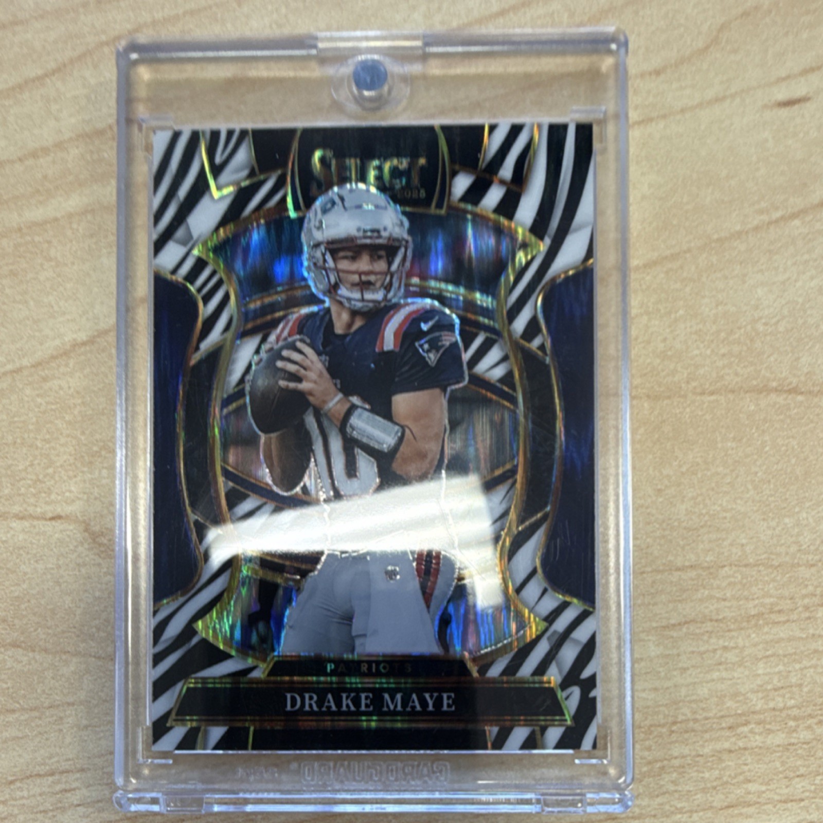 2025 Panini Select Football - Drake Maye #80 Zebra Prizm Concourse Patriots