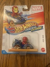 Hot Wheels Racer Verse Marvel Toys Die-Cast 1:64 Scale - Iron Man
