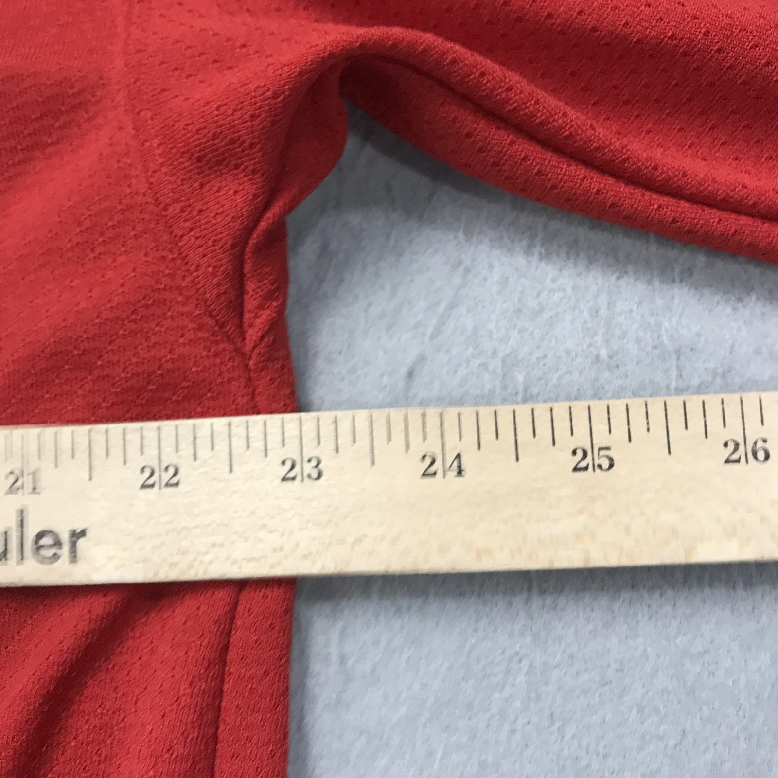 Wisconsin Badgers Jersey Mens Medium Red Under Armour Ice Hockey WCHA NCAA Logo