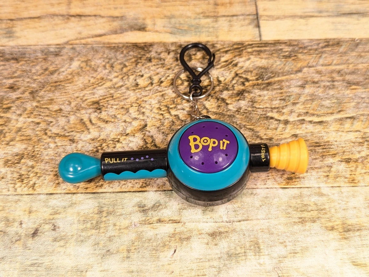 Preços baixos em Hasbro Bop it! 2000 Jogos Eletrônicos | eBay