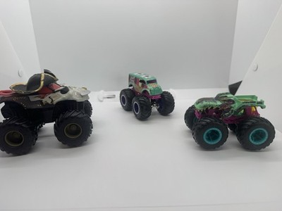 Monster Jam Trucks Lot Bad Scoop Pirate s Curse Zombie Spin Master Monster Truck