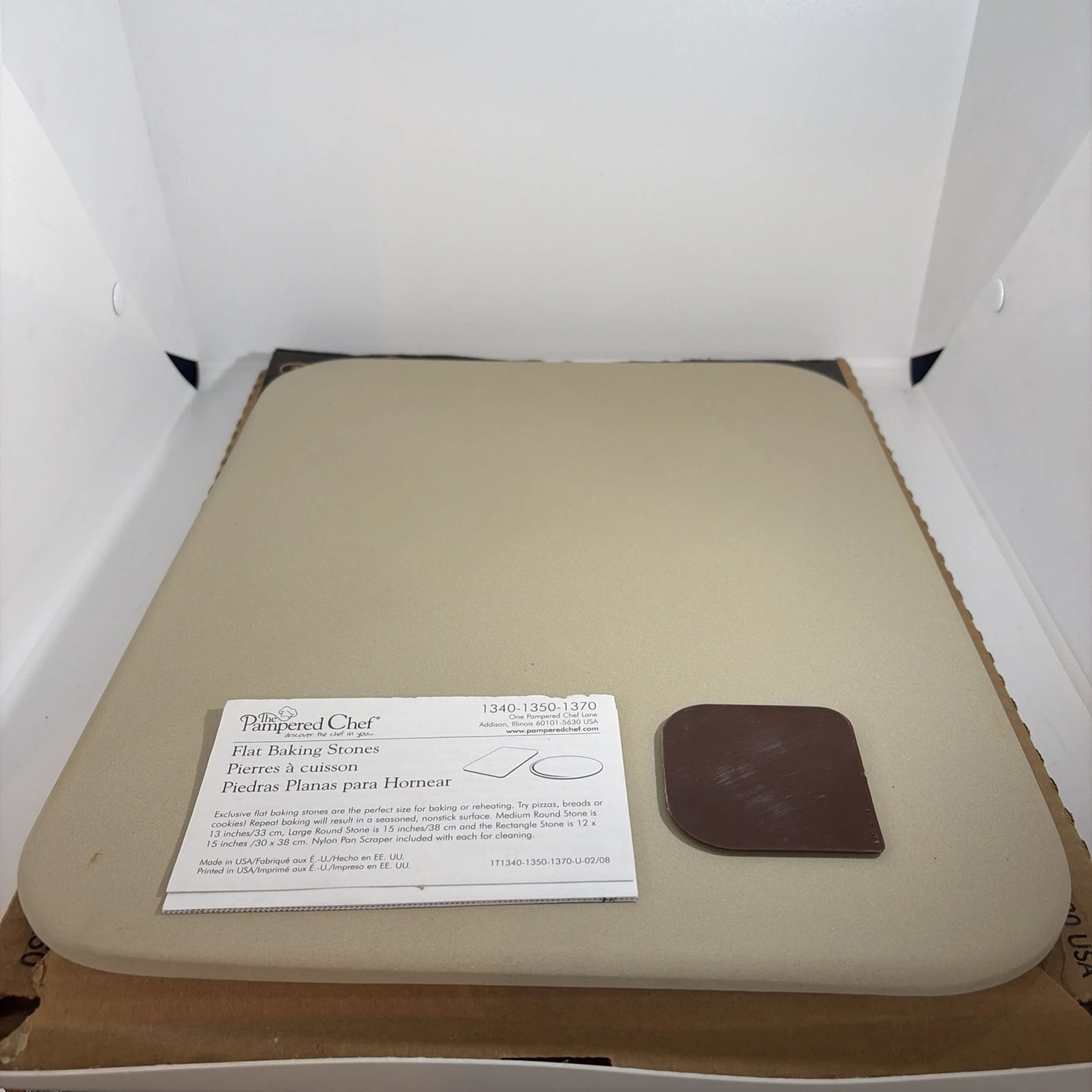 THE PAMPERED CHEF Heritage Stoneware Collection 12"x15" Flat Baking Stone BadBox