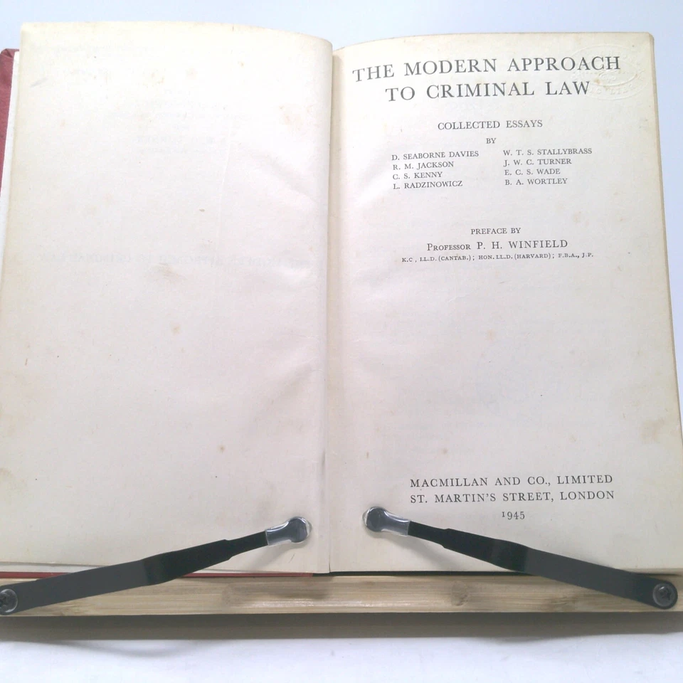 The Modern Approach to Criminal Law | First Edition | Foto 3 de 4