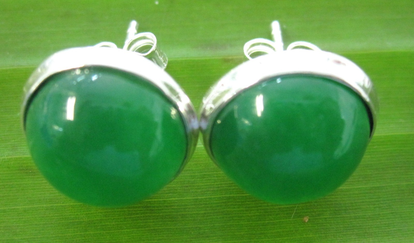 100 REAL 925 sterling silver 10mm HALF Ball "JADE" Studs Earrings