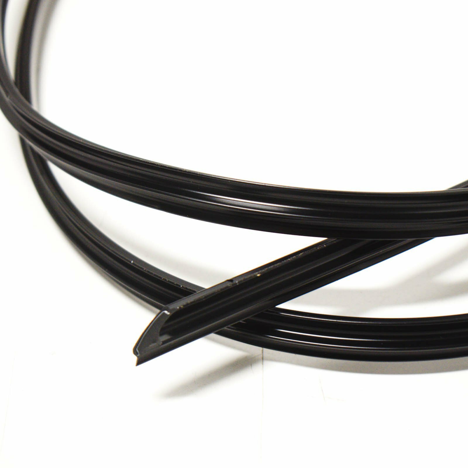 NEW BMW 5 E28 WINDSHIELD UPPER RUBBER MOULDING WEATHERSTRIP  