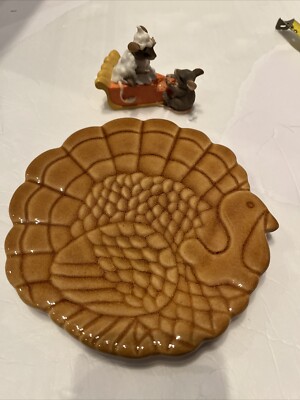 THANKSGIVING TURKEY 7 1/2  Embossed Gold Serving Plate & Mice Eating Pumpkin Pie