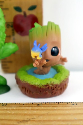 Marvel I Am Groot Mini Figure Collection Lot of 2 - Dolphin & Bath Time Groot - Picture 3 of 6