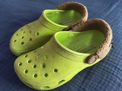 Crocs Dreamworks Shrek Big Kids Size J4 Women s Size 6 Men s Size 4 GUC