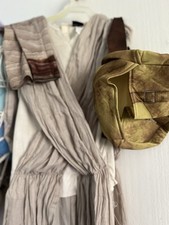 Star Wars Halloween Rey Costume, child  s large. 4 Piece Set