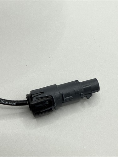 Cadillac Escalade ESV 2021-2024 Front Grill Camera 84840527 New OEM - Picture 5 of 6