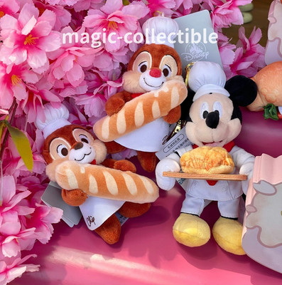 Disney Store genuine 2026 baking mickey mouse chip&dale keychain bag charm