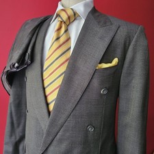 ERMENEGILDO ZEGNA DOUBLE BREASTED PEAK LAPEL PLAID 2-PIECE SUIT