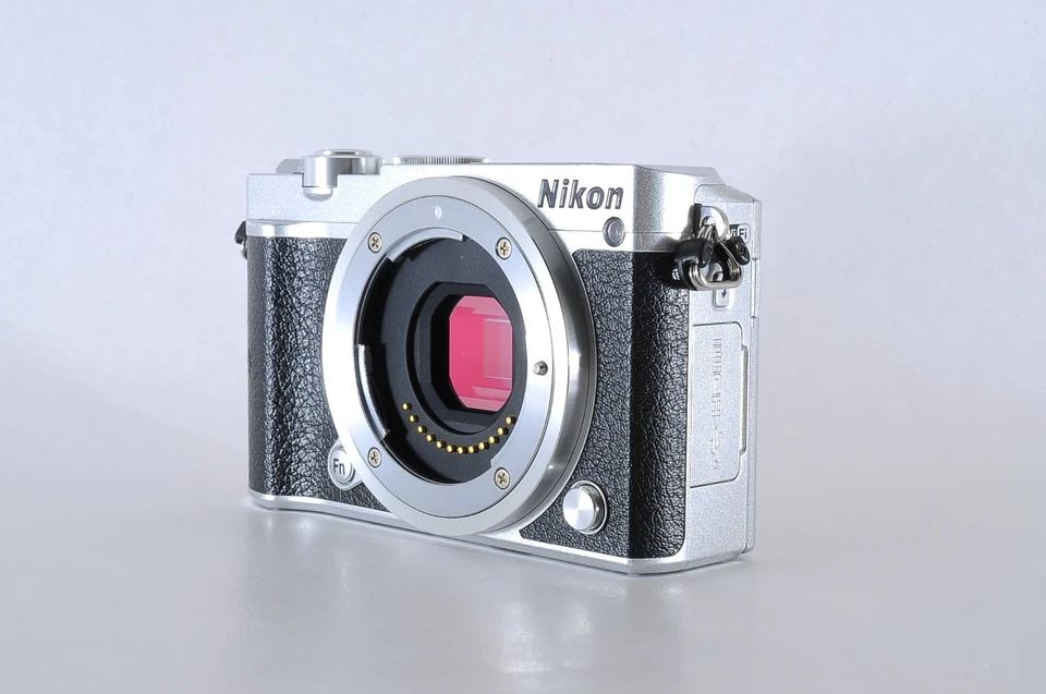 Nikon 1 J5 Lens Kit Mirrorless Digital Camera Body [Near Mint] Compact JPN - Imagen 3 de 4