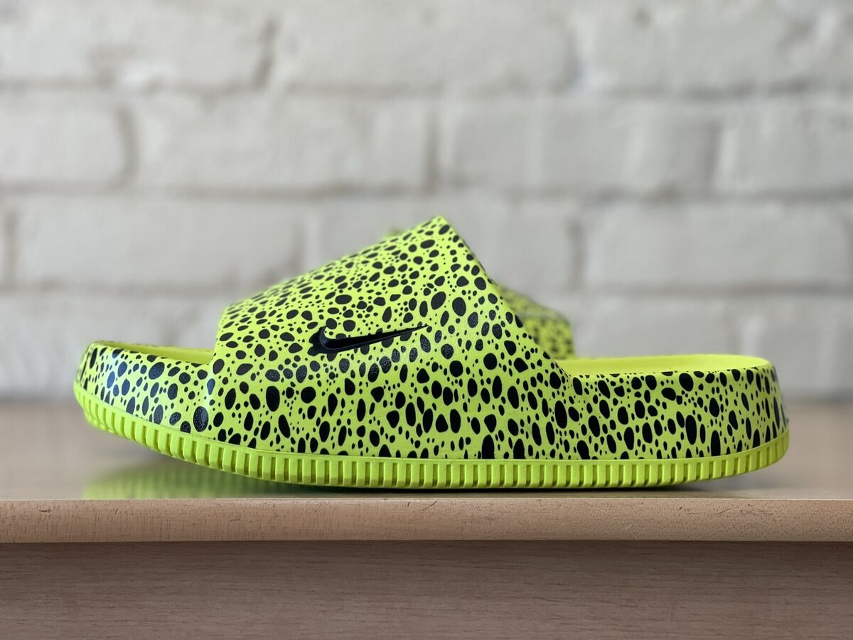 Nike Calm Slide Safari Print NS Men Size 12 Volt Black Nike Calm Slide Safari Print NS Men Size 12 Volt Black