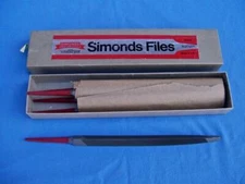 SIMONDS FILES  ( LOT OF 5 ) 8" TAPER SAW TRIANGULAR  FILES NIB # 5764