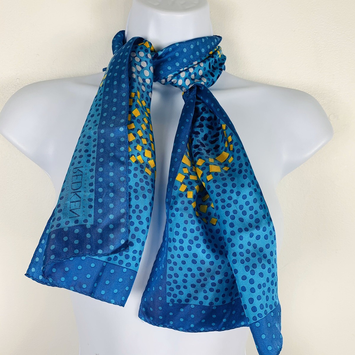 トップス BEEDEN DOTS SCARF NECK TOPS Scarf Top Dotted | NA-KD