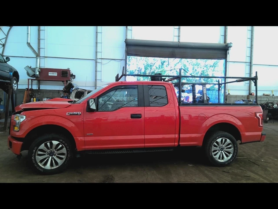 Chasis ECM Driver Assist se adapta a camioneta Ford F150 16-17 6770579 Foto 4 de 4