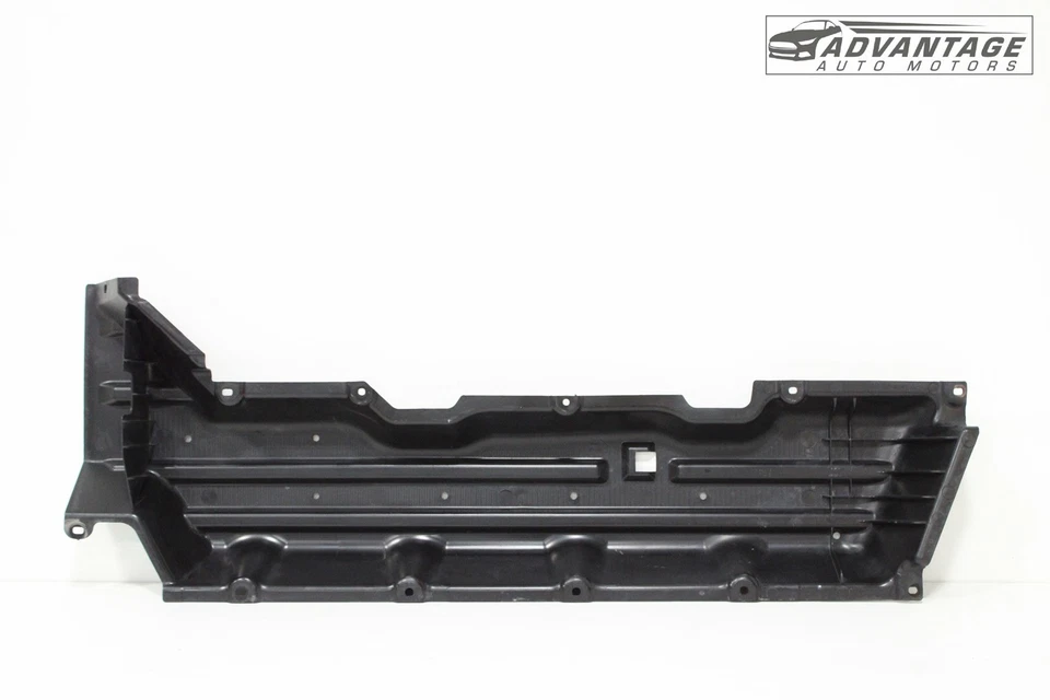 2015-2024 Nissan Murano frente direita sob o corpo capa protetora contra respingos fabricante de equipamento original - Imagem 2 de 4