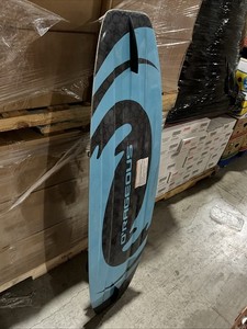 (O’RAGEOUS) WAKE BOARD (MISSING 1 BOLT)