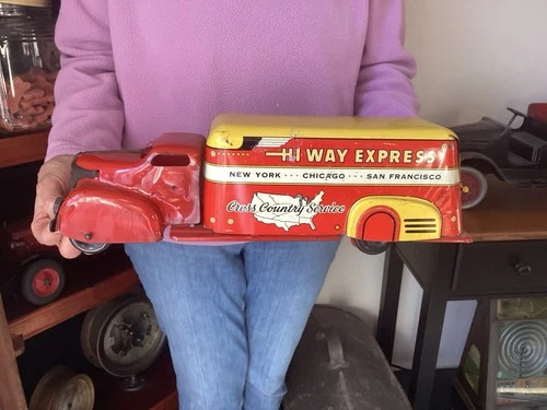 Vintage Marx tin lithograph "Hi Way Express" cross-country service truck 1950s